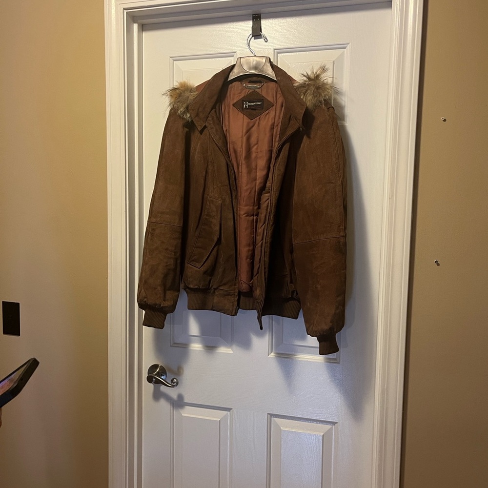 Vintage Members Only Women's Brown Leather Jacket